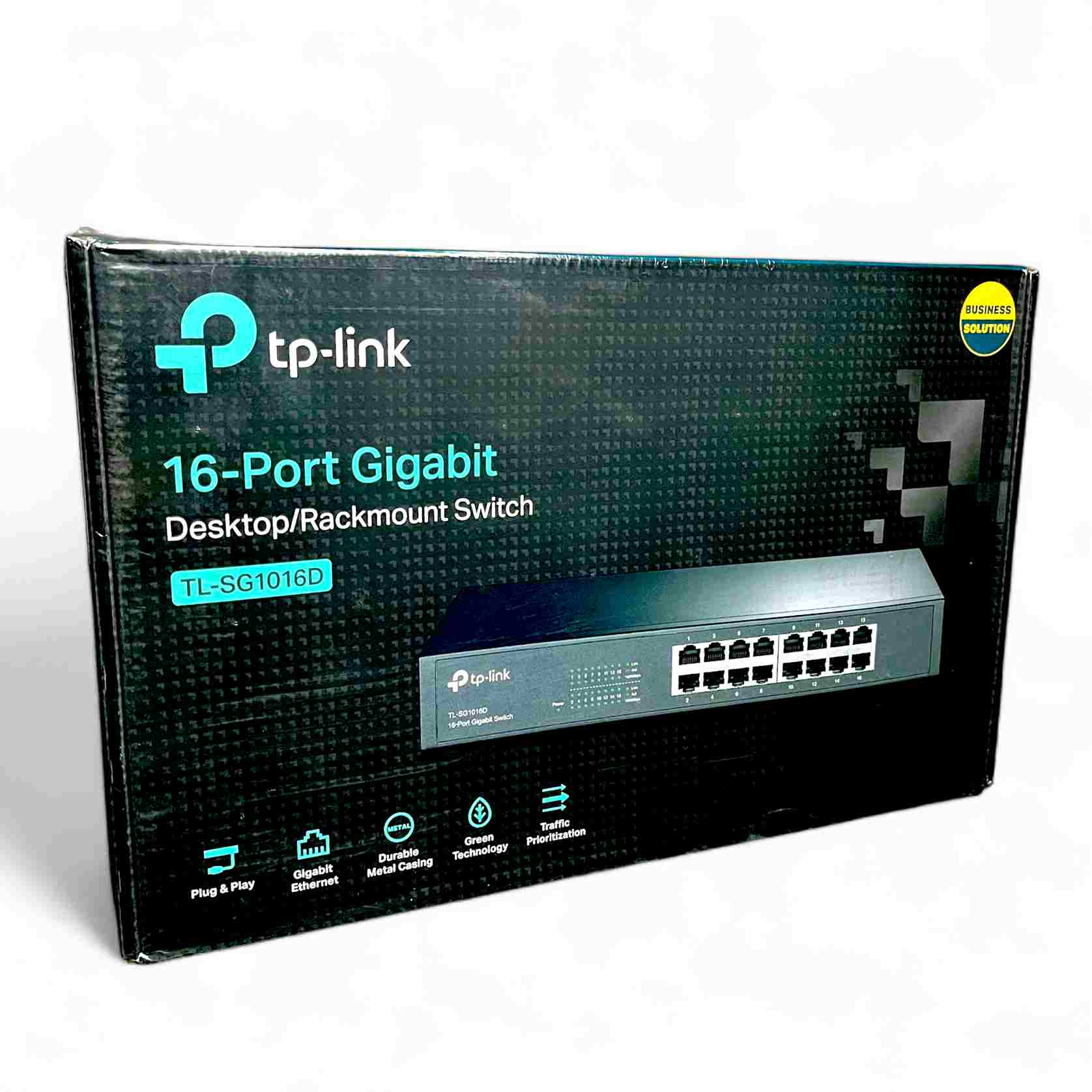 TP-link 16 Ports TL-SG1016D Gigabit Desktop Rackmount Switch Network Hub | Plug and Play | MAC Address self-Learning, Auto MDI/MDIX and Auto Negotiation